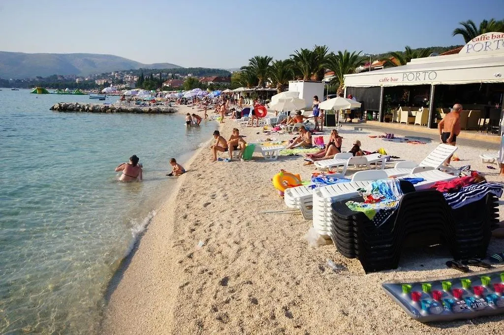 Apartment In Okrug Gornji With Sea View, Terrace, Air Conditioning, Wifi 3436-2 location